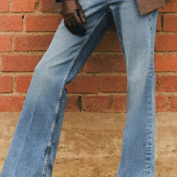 H & M Divided Flared jeans - Picture 1 of 6